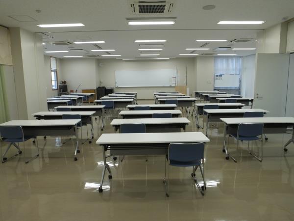 富山地区センター学習室