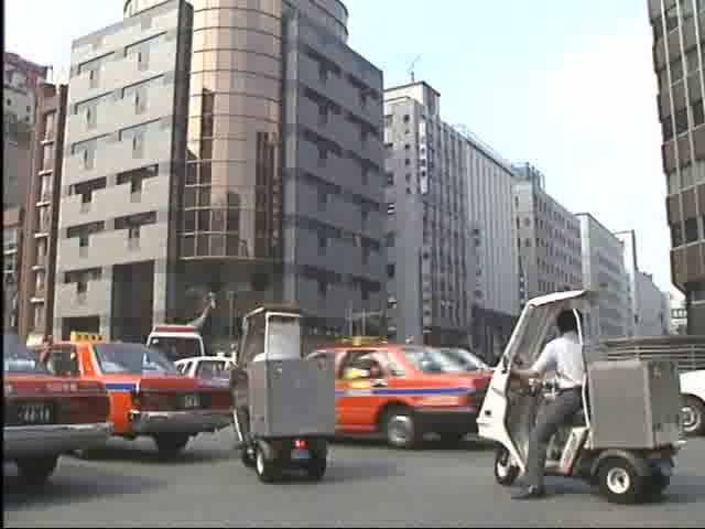 街角-東京八重洲