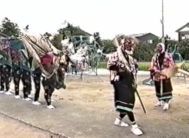 道番利波獅子舞  休止前 最後の演舞（平成8年9月1日） 